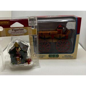 Lemax Village Collection Christmas Decorated Light Doghouse‎ & Carriage Cart